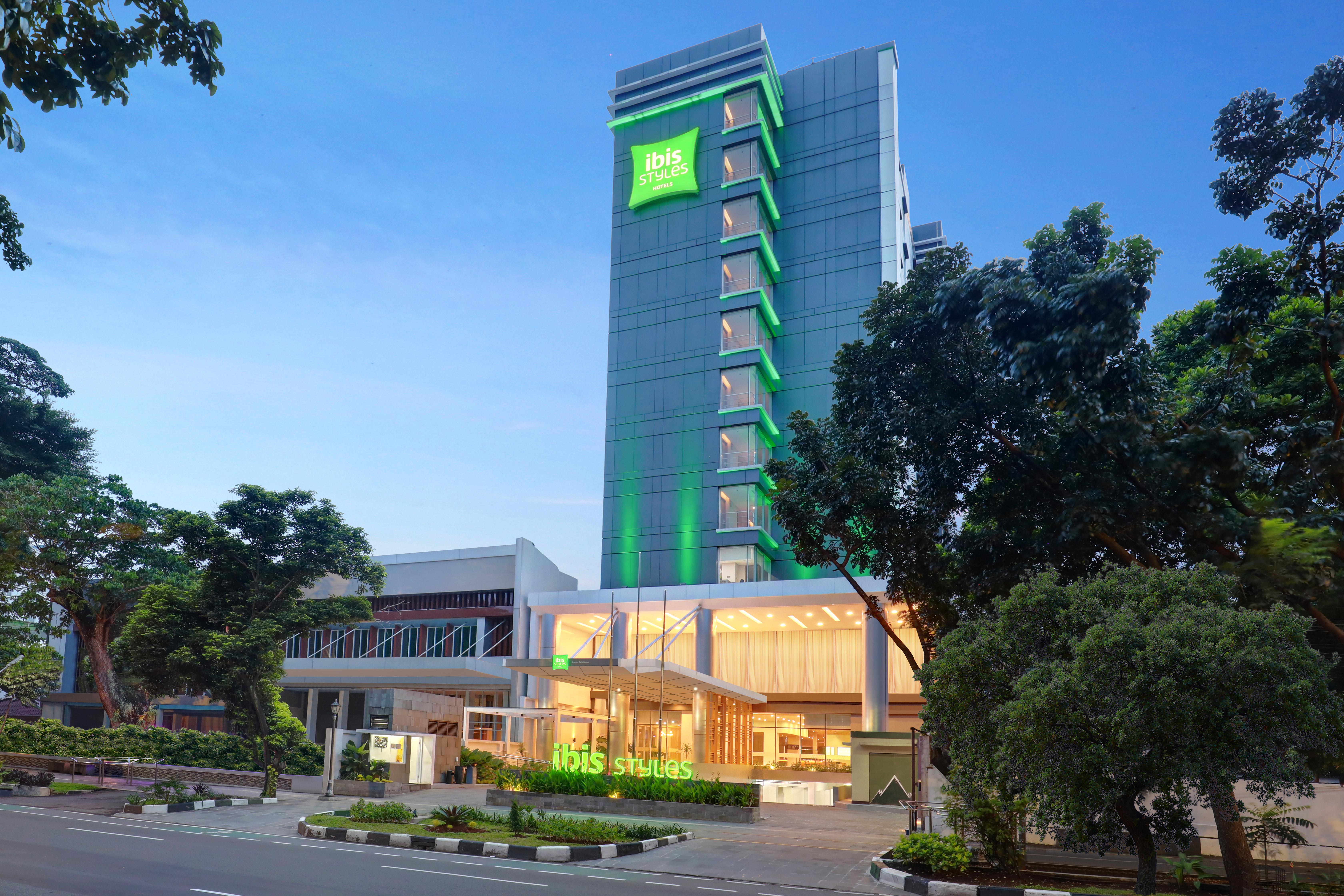Ibis Styles Bogor Pajajaran Hotel Exterior photo